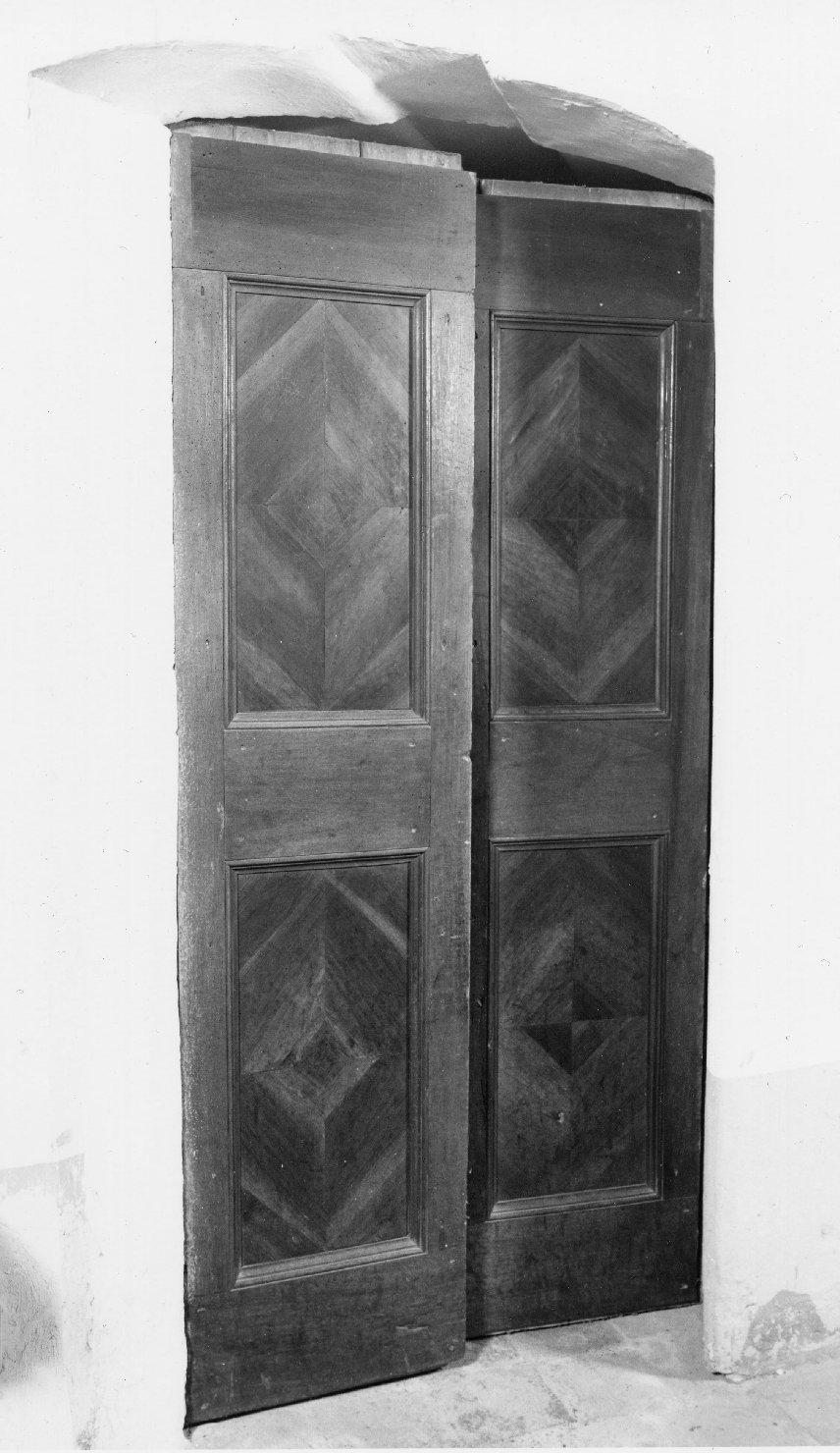 porta - a due battenti, opera isolata - ambito mantovano (seconda metà sec. XVIII)