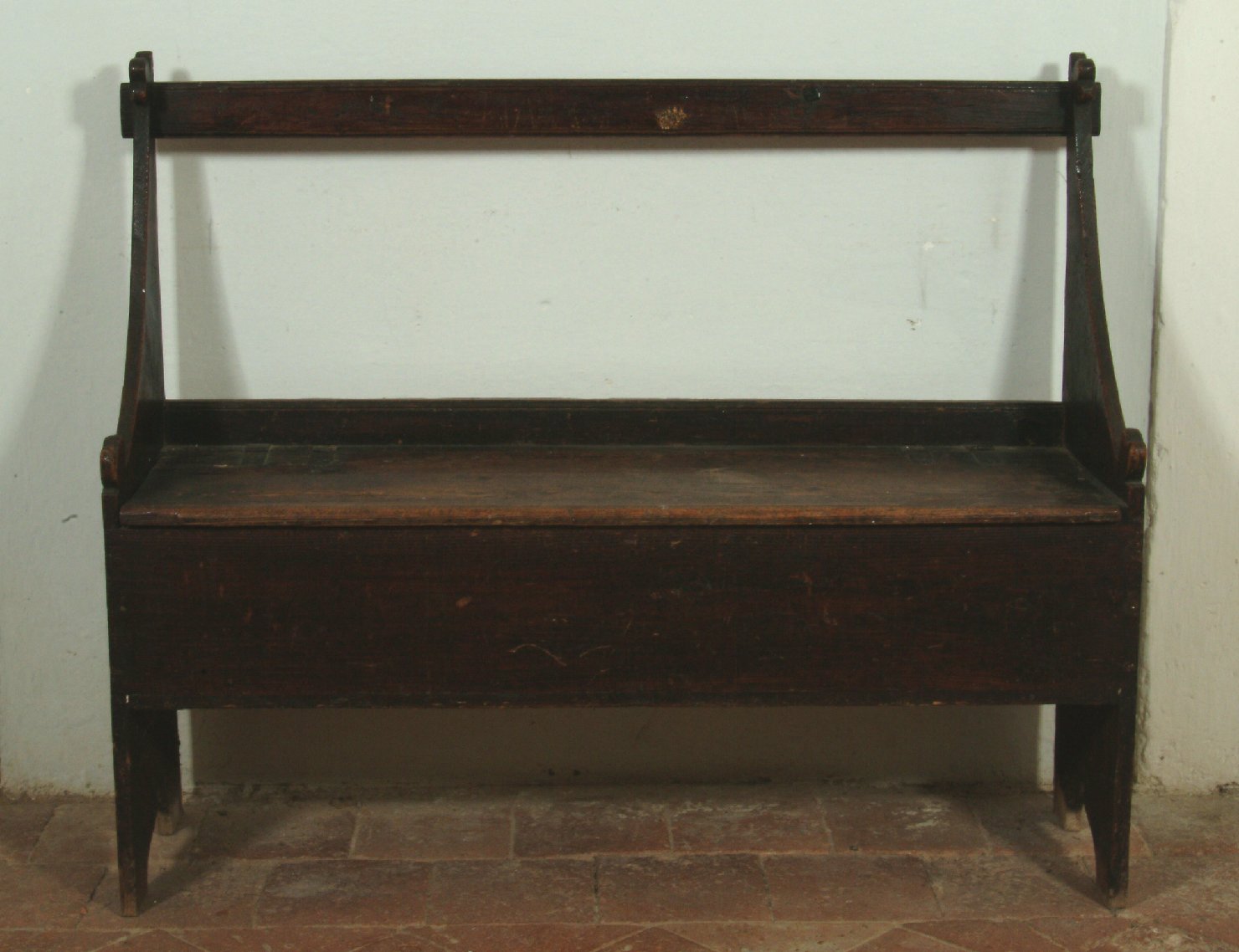 cassapanca, opera isolata - ambito lombardo (sec. XIX)