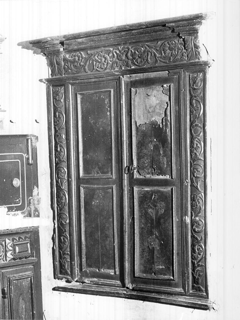 armadio - a muro, opera isolata - ambito bresciano (sec. XVII)