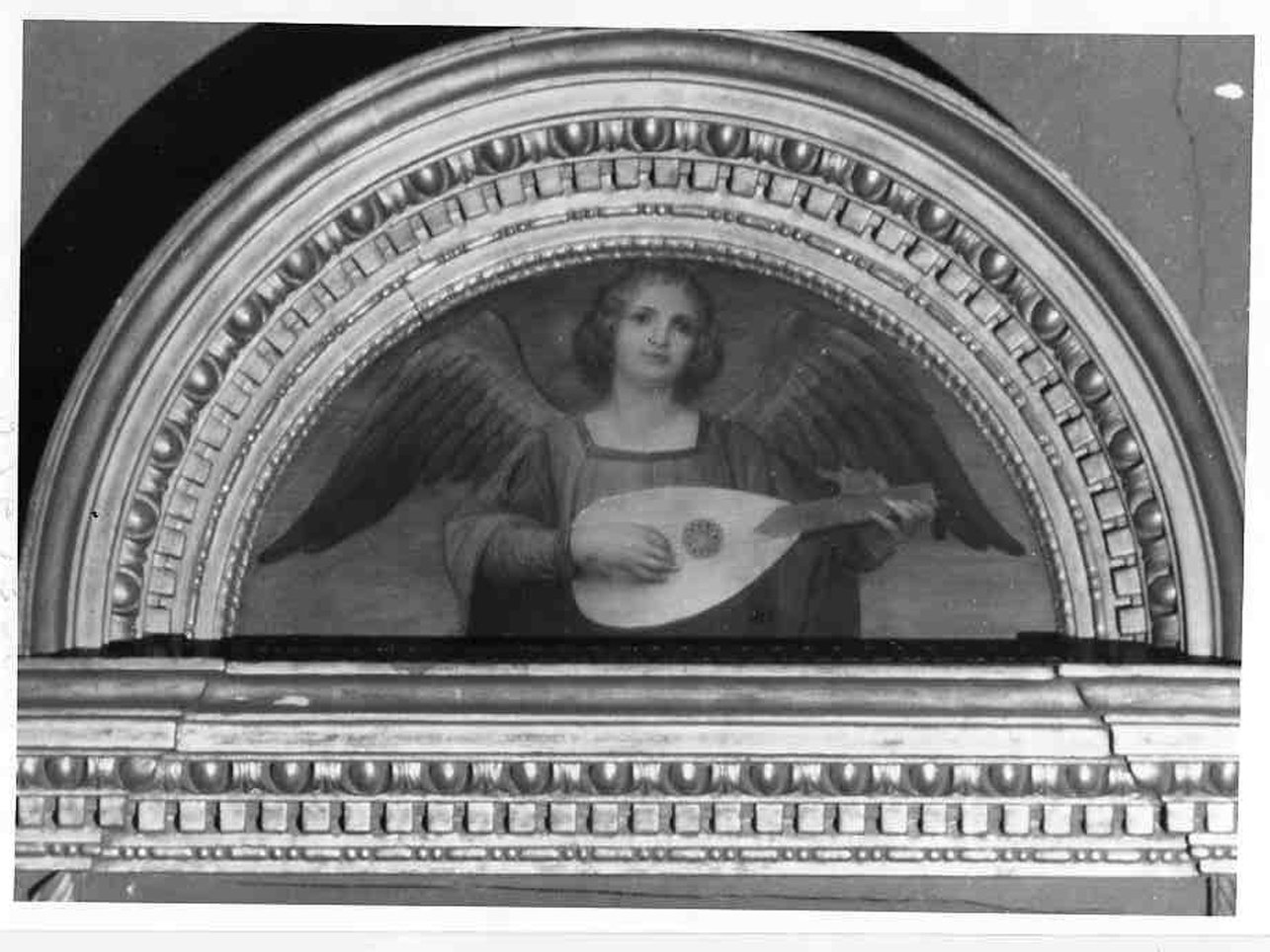 angelo che suona il mandolino (dipinto, opera isolata) di Cresseri Gaetano (attribuito) (sec. XX)