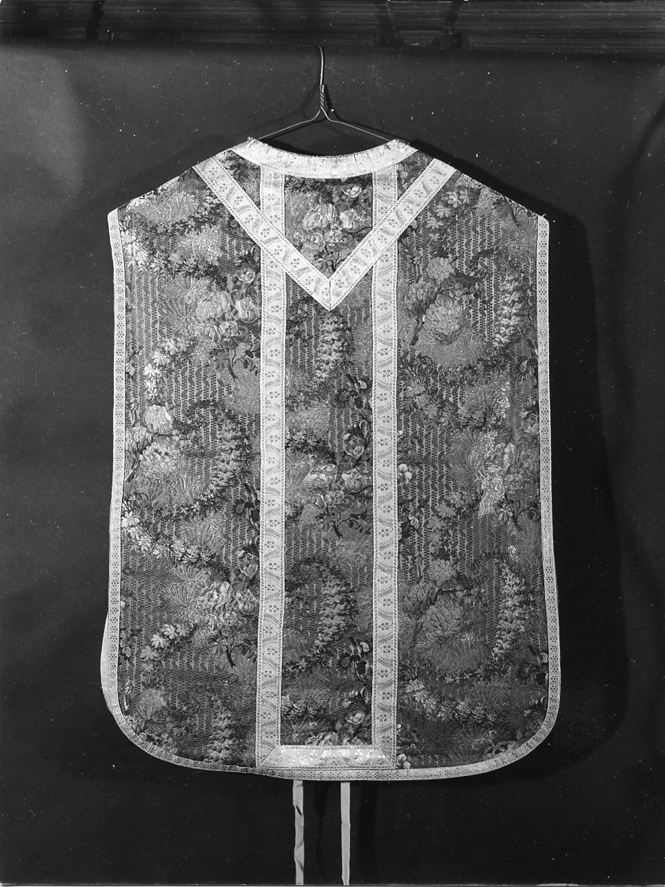 paramento liturgico, insieme - manifattura mantovana (sec. XVIII, sec. XIX)