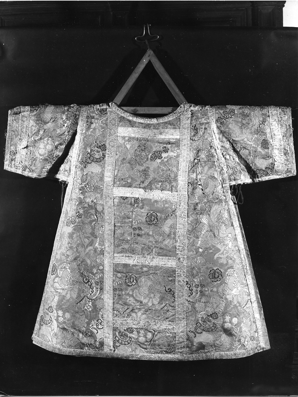 dalmatica, elemento d'insieme - manifattura veneziana (sec. XVIII, sec. XVIII)