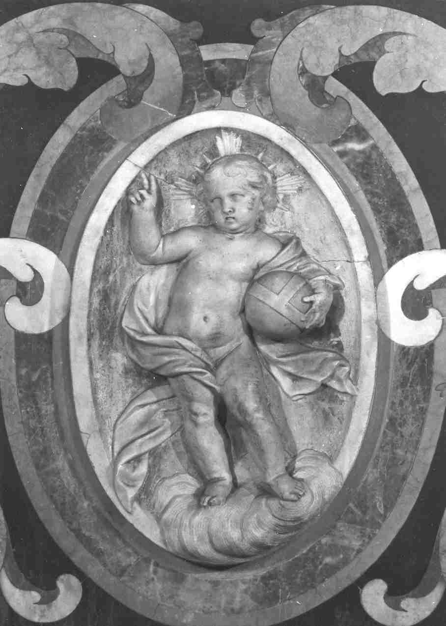 Gesù Bambino come Cristo risorto (rilievo, elemento d'insieme) di Calegari Sante il Vecchio (attribuito) (fine/inizio secc. XVII/ XVIII)