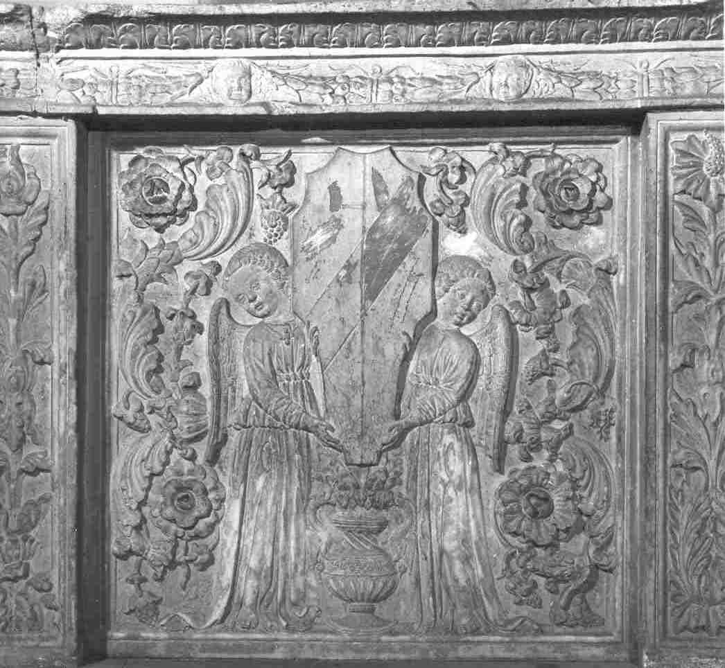 angeli reggistemma (formella, elemento d'insieme) - ambito bresciano (metà sec. XV)