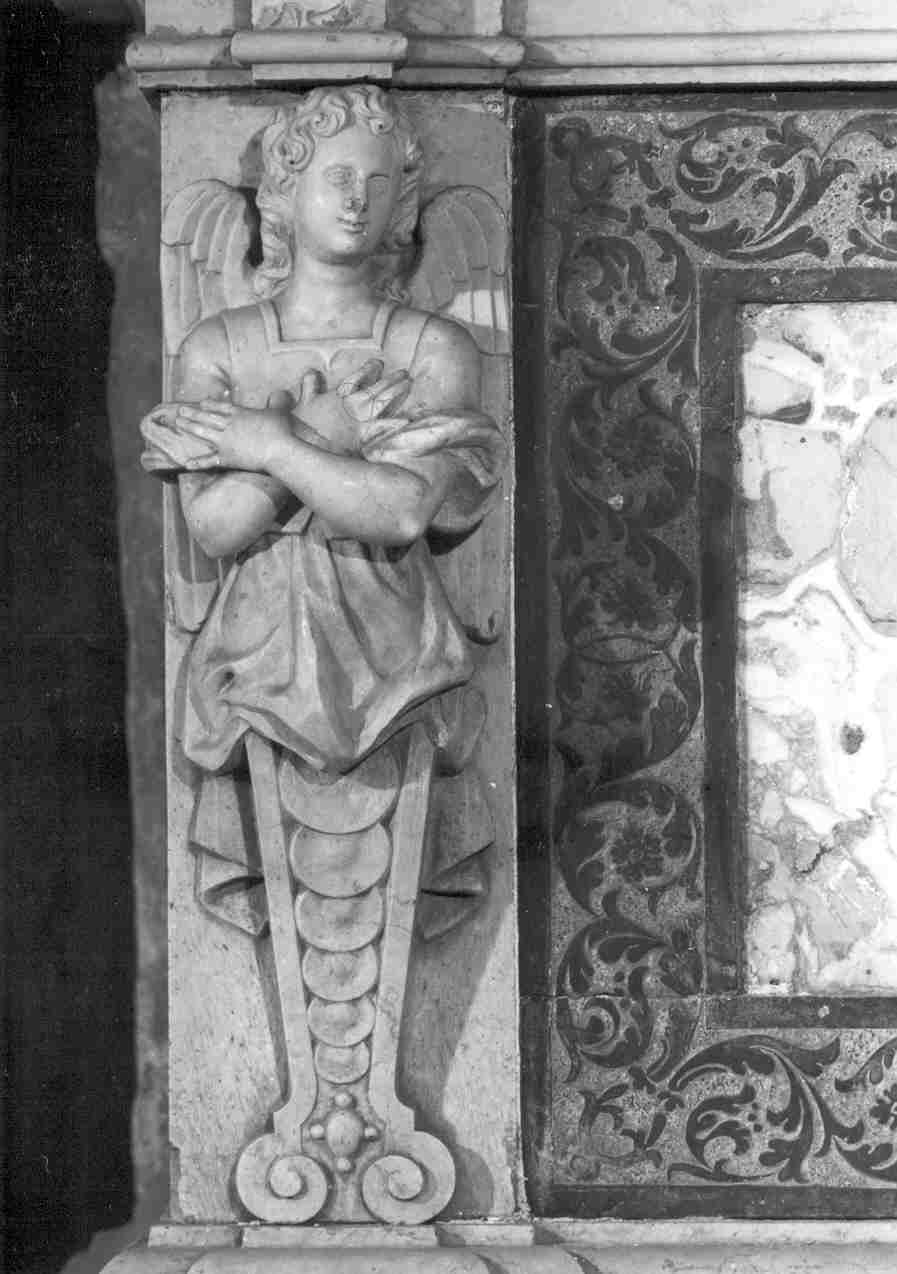 angelo (rilievo, elemento d'insieme) - ambito bresciano (fine/inizio secc. XVI/ XVII)