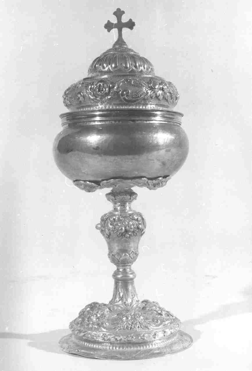 pisside, opera isolata - bottega bresciana (sec. XVII)