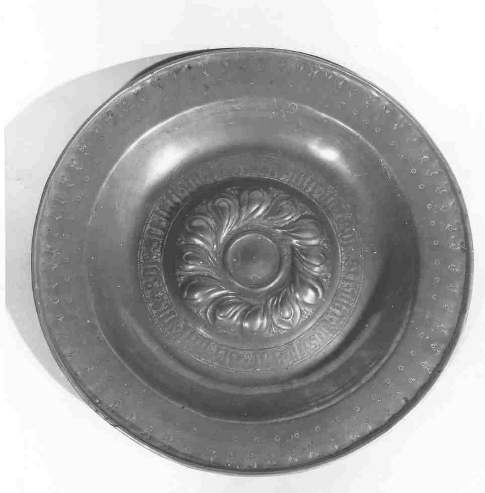 piatto per elemosine, opera isolata - ambito tedesco (sec. XVI)