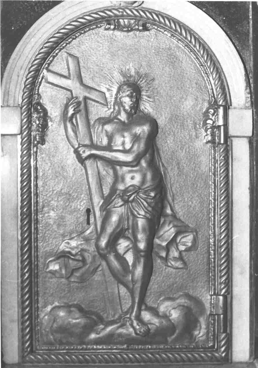Cristo risorto (sportello di tabernacolo, elemento d'insieme) di Carra Giovanni Antonio (inizio sec. XVII)
