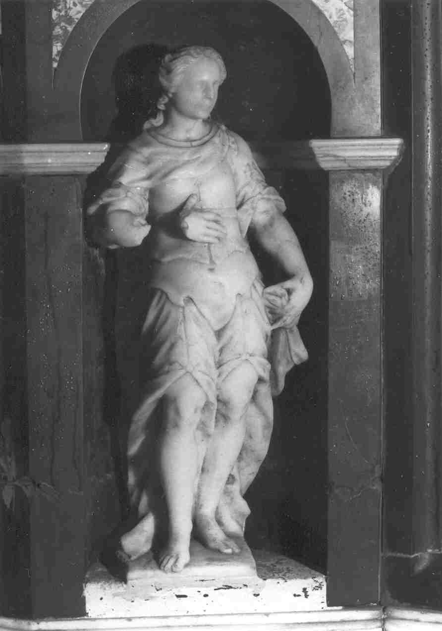 figura allegorica femminile (statua, elemento d'insieme) di Carra Giovanni Antonio, Carrà Carlo (primo quarto sec. XVII)