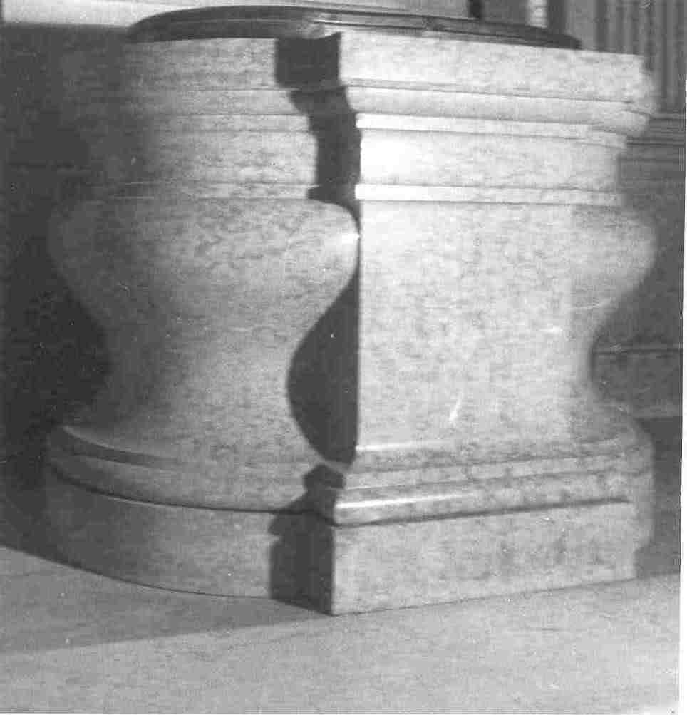 fonte battesimale, opera isolata - ambito bresciano (sec. XVII)