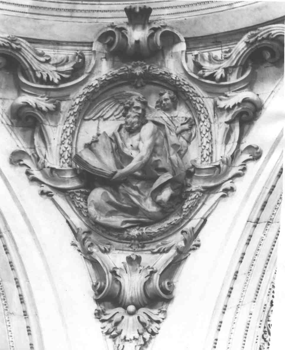 San Matteo Evangelista (medaglione, opera isolata) di Carboni Giovanni Battista (sec. XVIII)