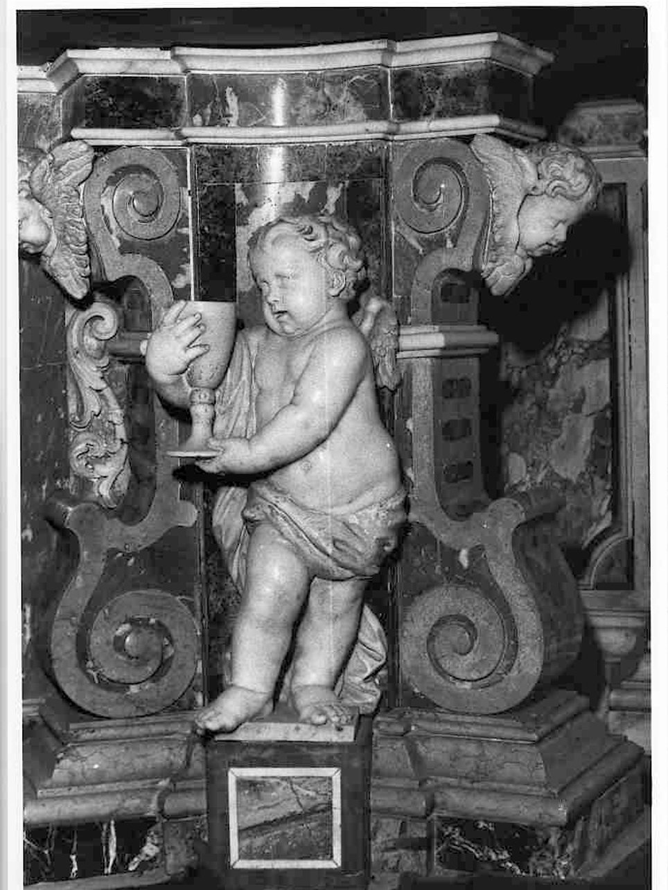 putto (statua, elemento d'insieme) di Calegari Sante il Vecchio (sec. XVIII)