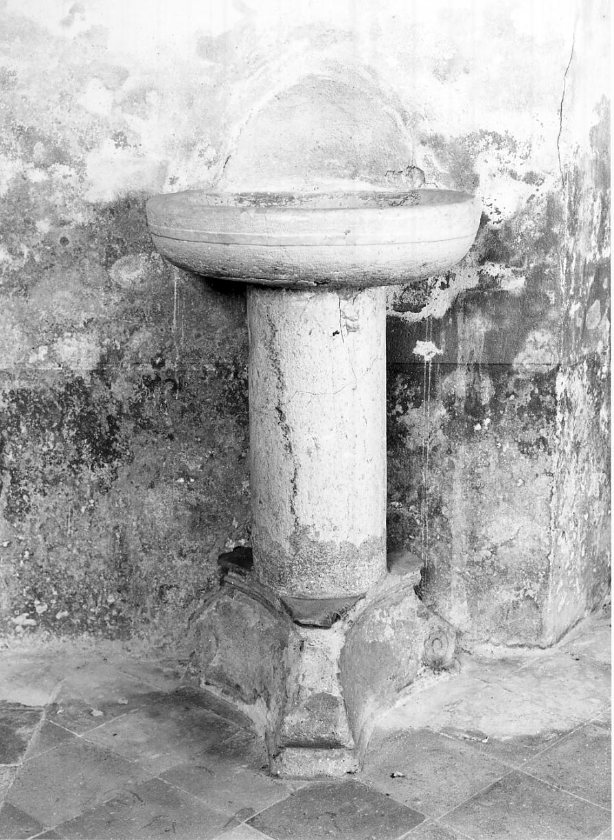 acquasantiera - a fusto, opera isolata - ambito cremonese (prima metà sec. XVII)