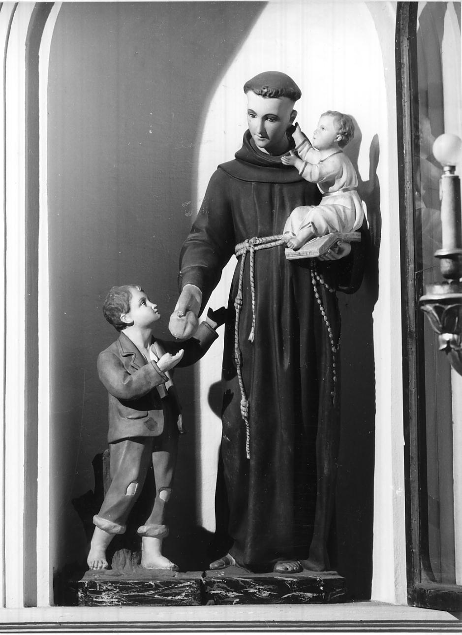 Sant'Antonio da Padova con il bambino (statua, opera isolata) - ambito romano (prima metà sec. XX)