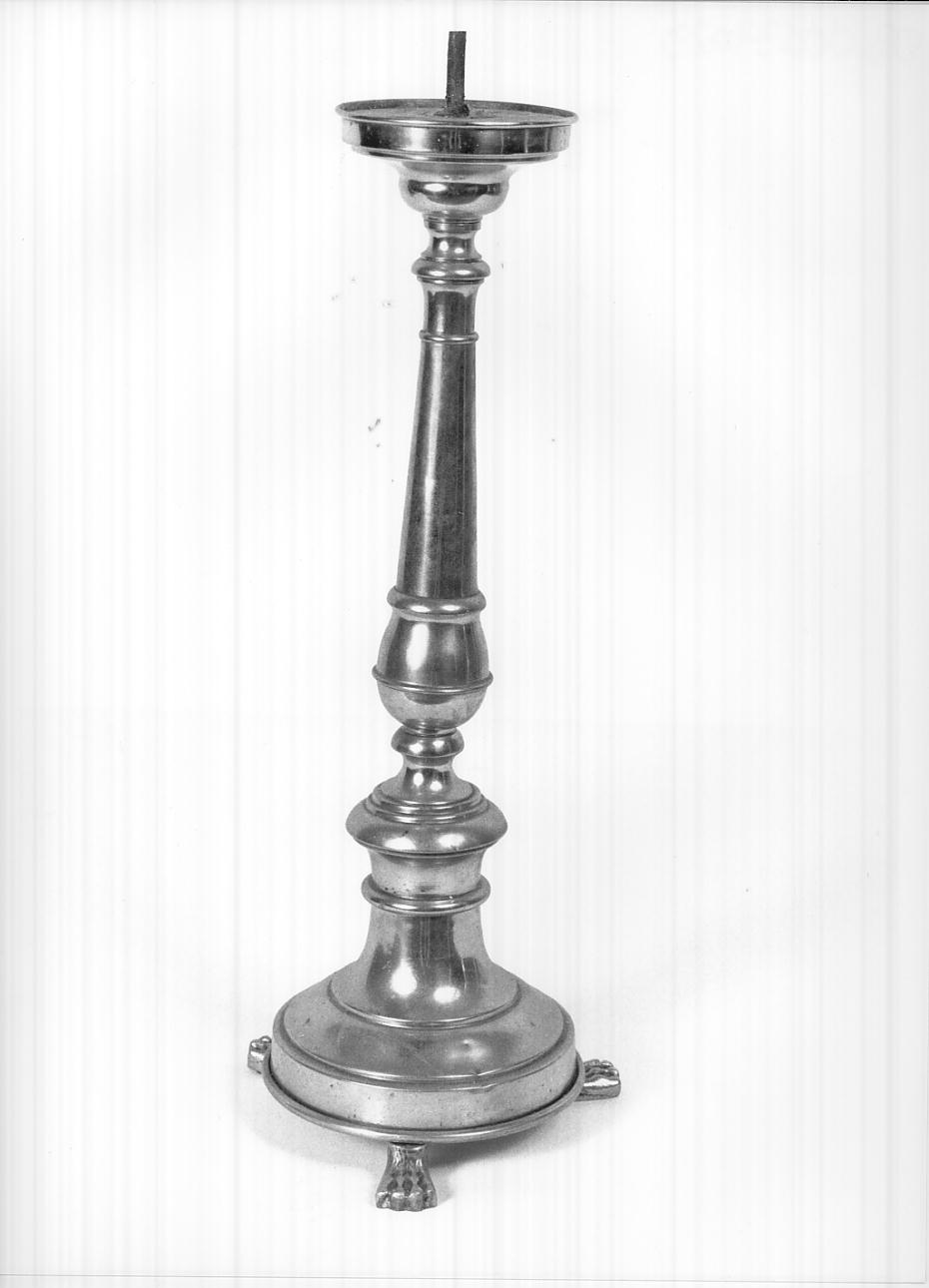 candeliere d'altare, opera isolata - ambito mantovano (prima metà sec. XX)