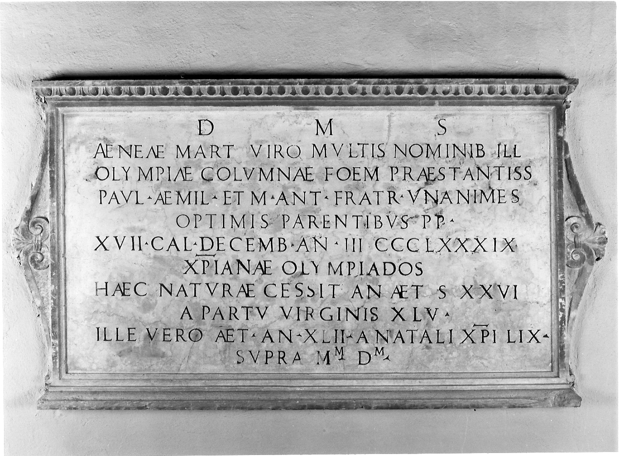 iscrizione di Enea Martinengo e Olimpia Colonna (lastra tombale, opera isolata) - ambito bresciano (sec. XVI)