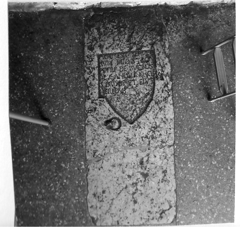 lastra di Pietri De Bucelis (lastra tombale, opera isolata) - ambito bresciano (sec. XIV)