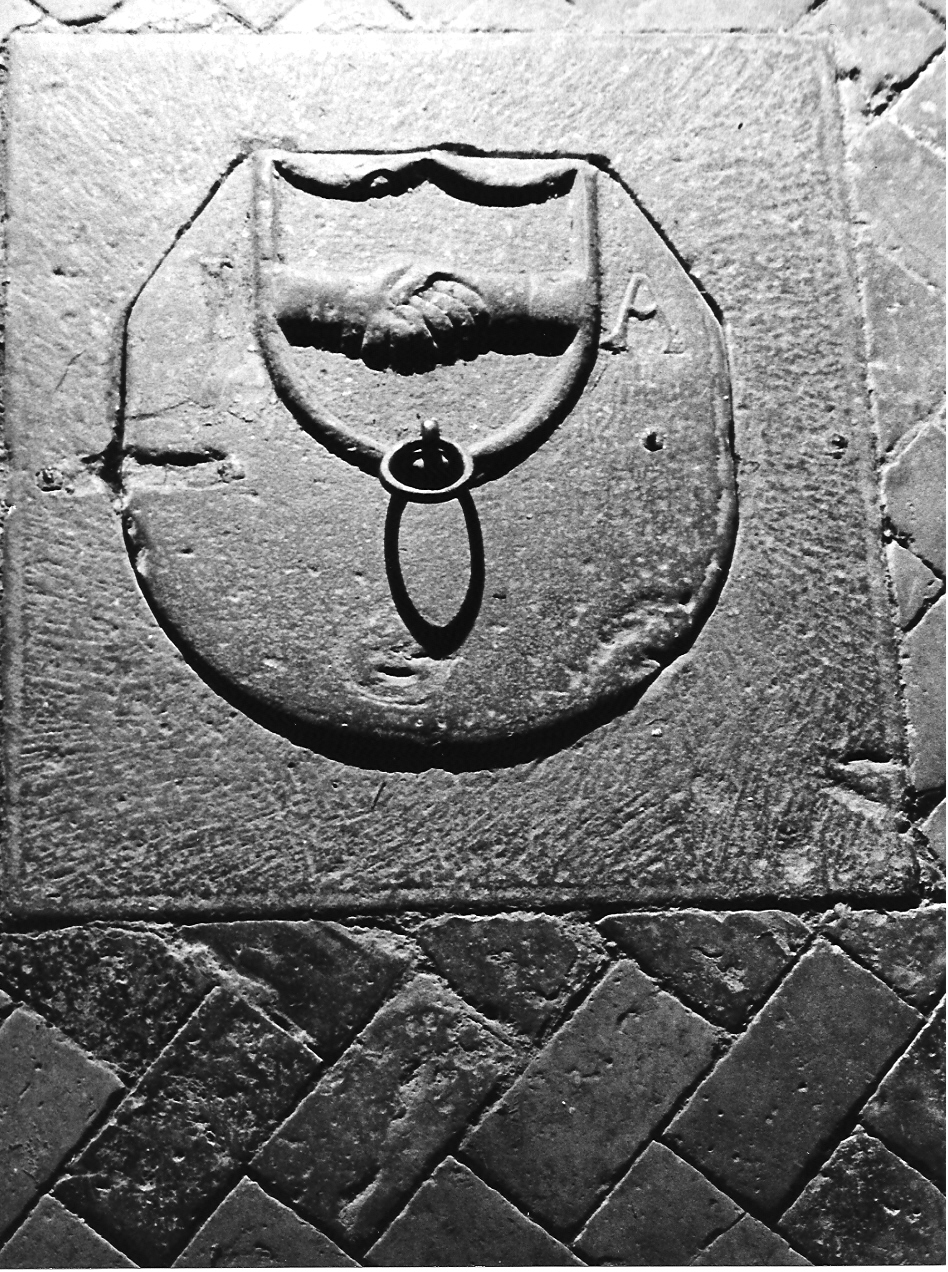 lastra tombale, opera isolata - ambito lombardo (seconda metà sec. XV)