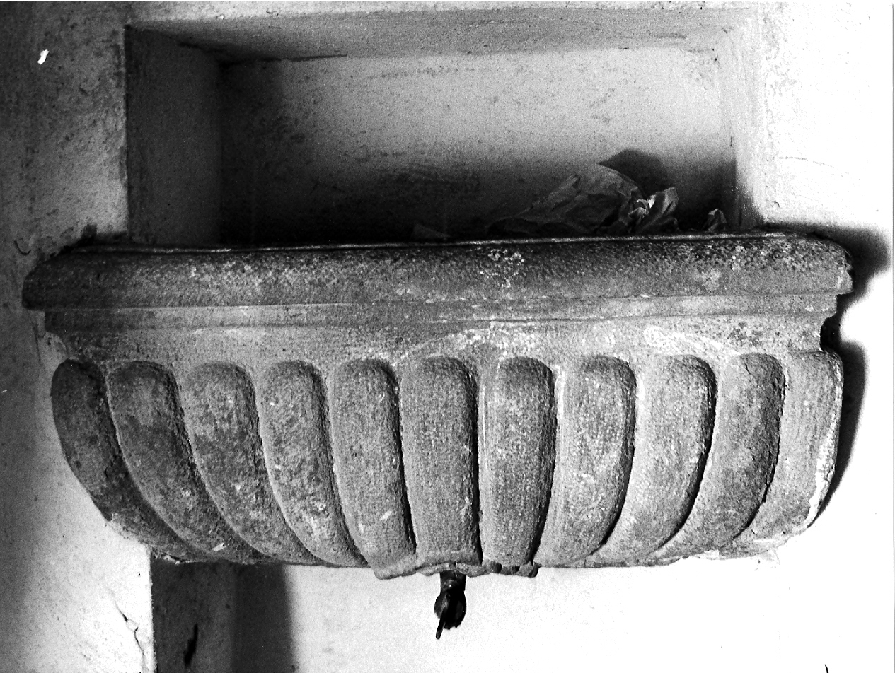 lavabo, opera isolata - ambito lombardo (sec. XVII)