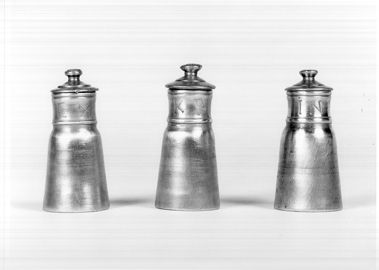 vasetti per oli santi, elemento d'insieme - ambito bresciano (prima metà sec. XVIII)