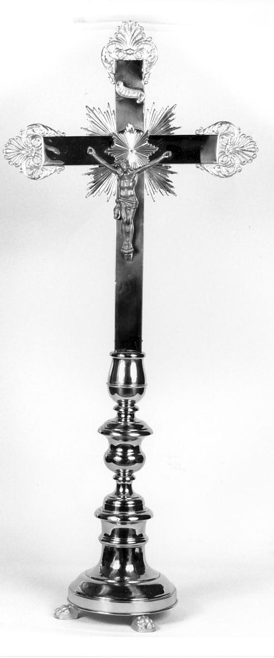 croce d'altare, elemento d'insieme - produzione mantovana (ultimo quarto sec. XIX)