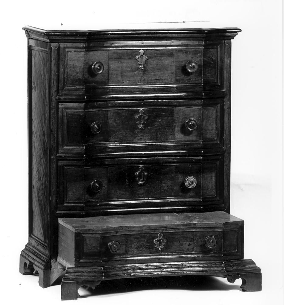 inginocchiatoio, opera isolata - manifattura emiliana (prima metà sec. XVIII)