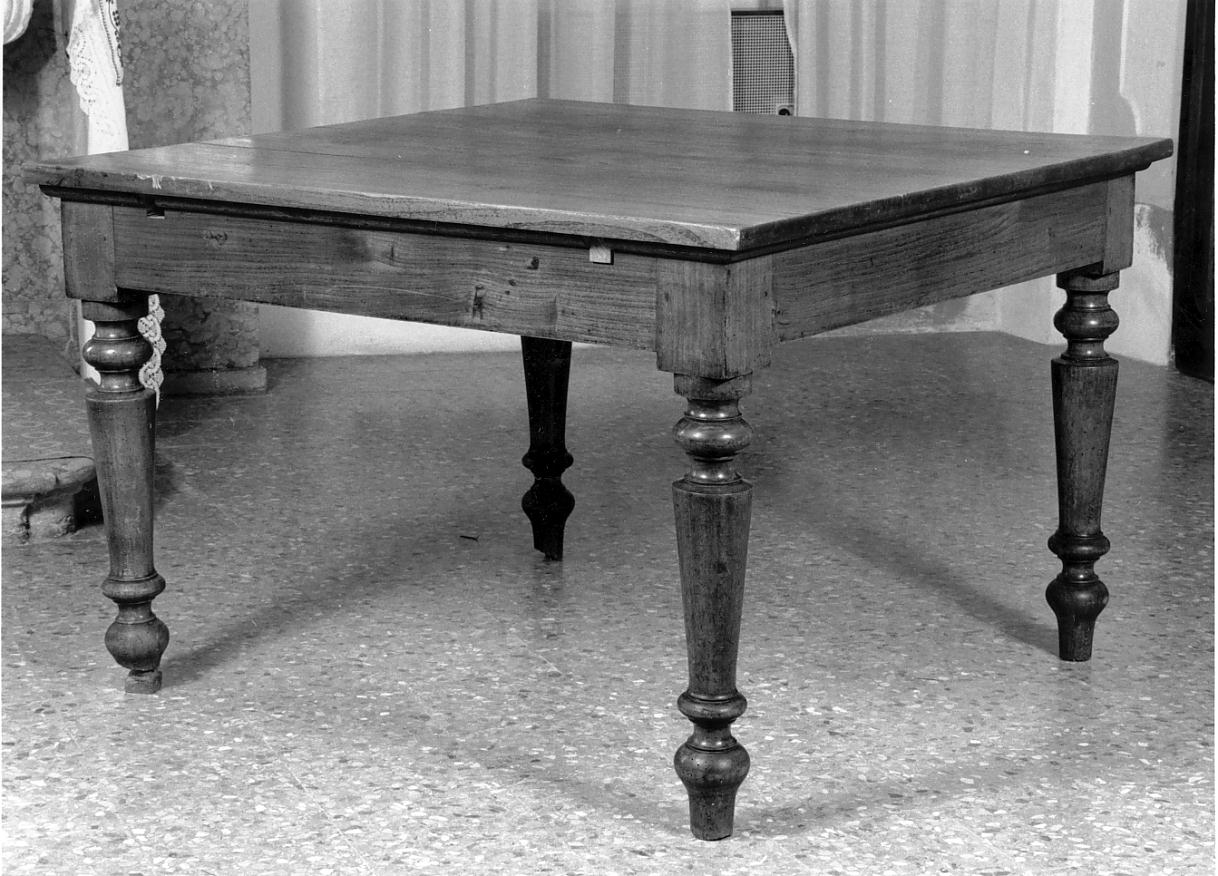 tavolo, opera isolata - produzione mantovana (seconda metà sec. XIX)