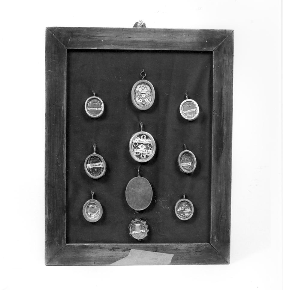 reliquiario, serie - produzione mantovana (sec. XIX)