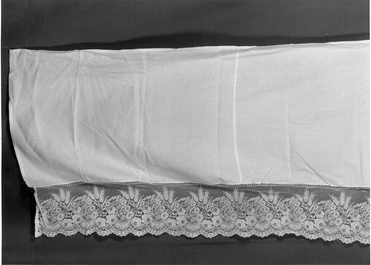 tovaglia d'altare, opera isolata di Cavicchini Maria (primo quarto sec. XX)