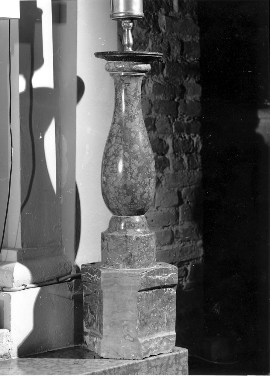 candelabro, opera isolata - manifattura mantovana (prima metà sec. XIX)