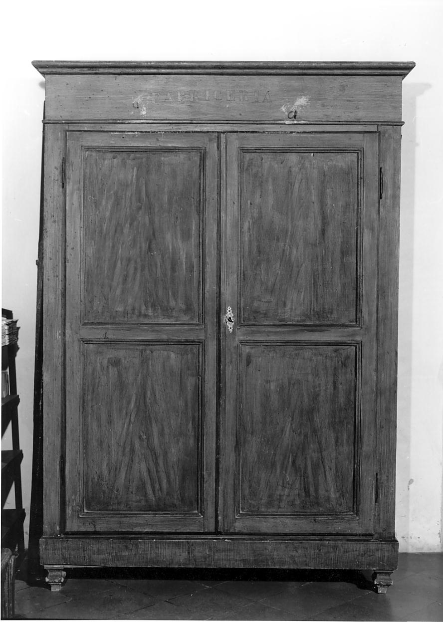 armadio, opera isolata - manifattura mantovana (secondo quarto sec. XX)