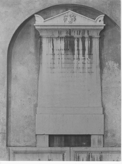 lapide commemorativa, opera isolata - manifattura mantovana (sec. XIX)
