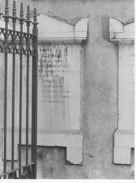 lapide commemorativa, opera isolata - manifattura mantovana (sec. XIX)