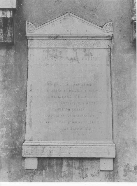 lapide commemorativa, opera isolata - manifattura mantovana (sec. XIX)