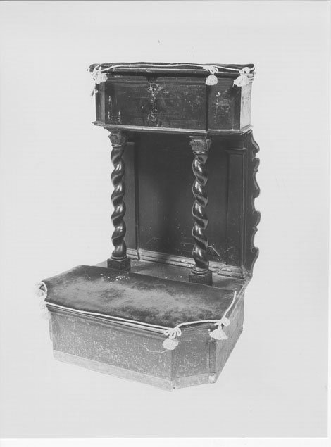 inginocchiatoio, opera isolata - manifattura mantovana (seconda metà sec. XVIII)