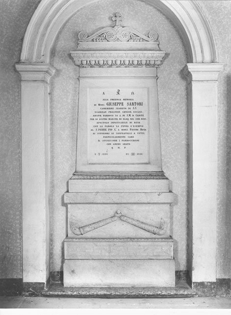 monumento, opera isolata - manifattura mantovana (sec. XX)