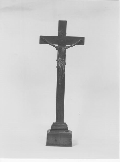 croce da tavolo, opera isolata - manifattura lombarda (seconda metà sec. XIX)