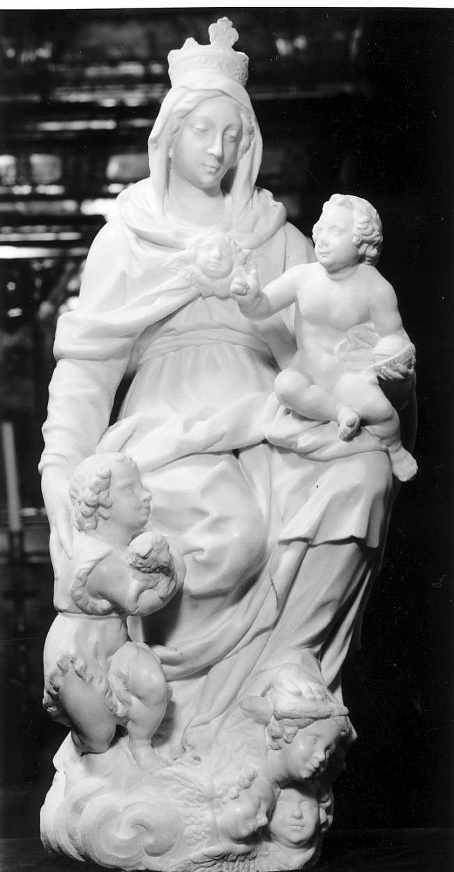 Madonna con Bambino e San Giovannino (scultura, opera isolata) - ambito Italia settentrionale (sec. XVI)