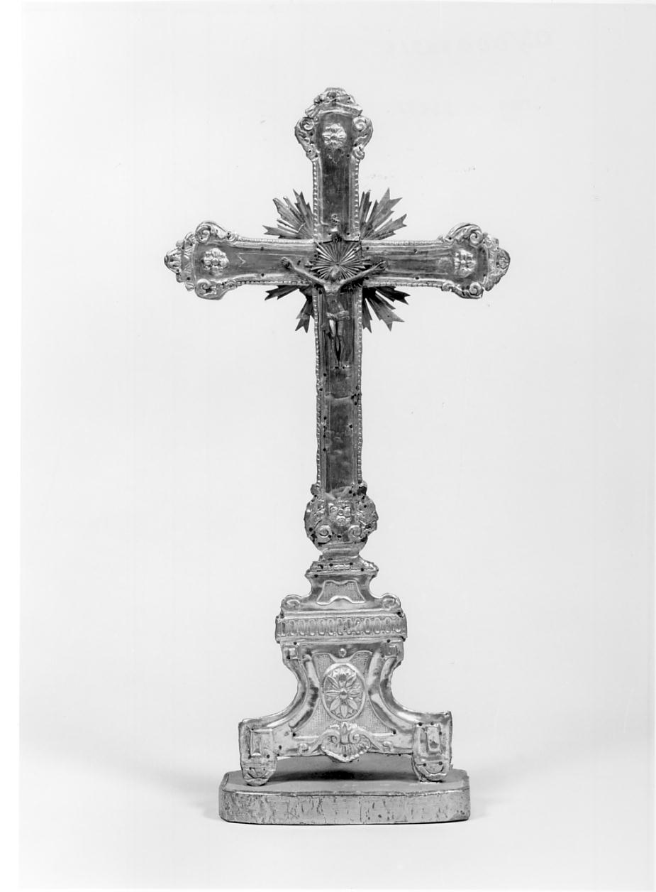 croce d'altare, opera isolata - produzione lombarda (sec. XVIII)