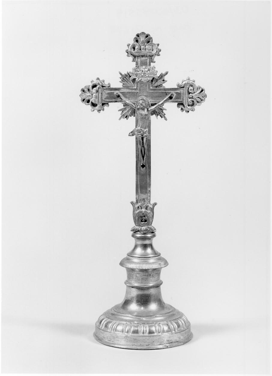 croce d'altare, opera isolata - produzione lombarda (seconda metà sec. XIX)