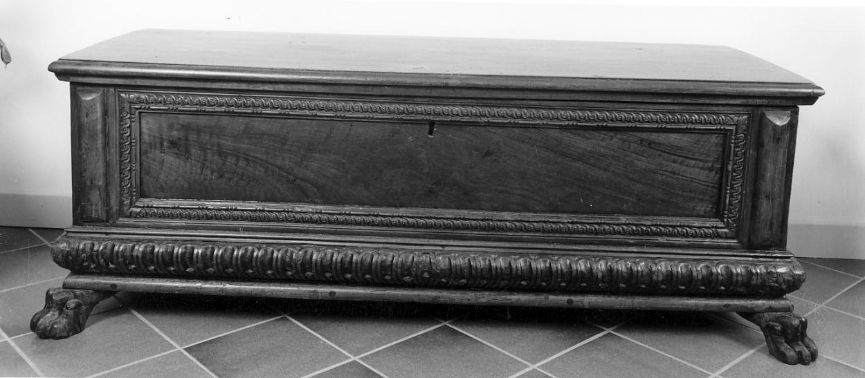 cassapanca, opera isolata - bottega lombarda (seconda metà sec. XVI)