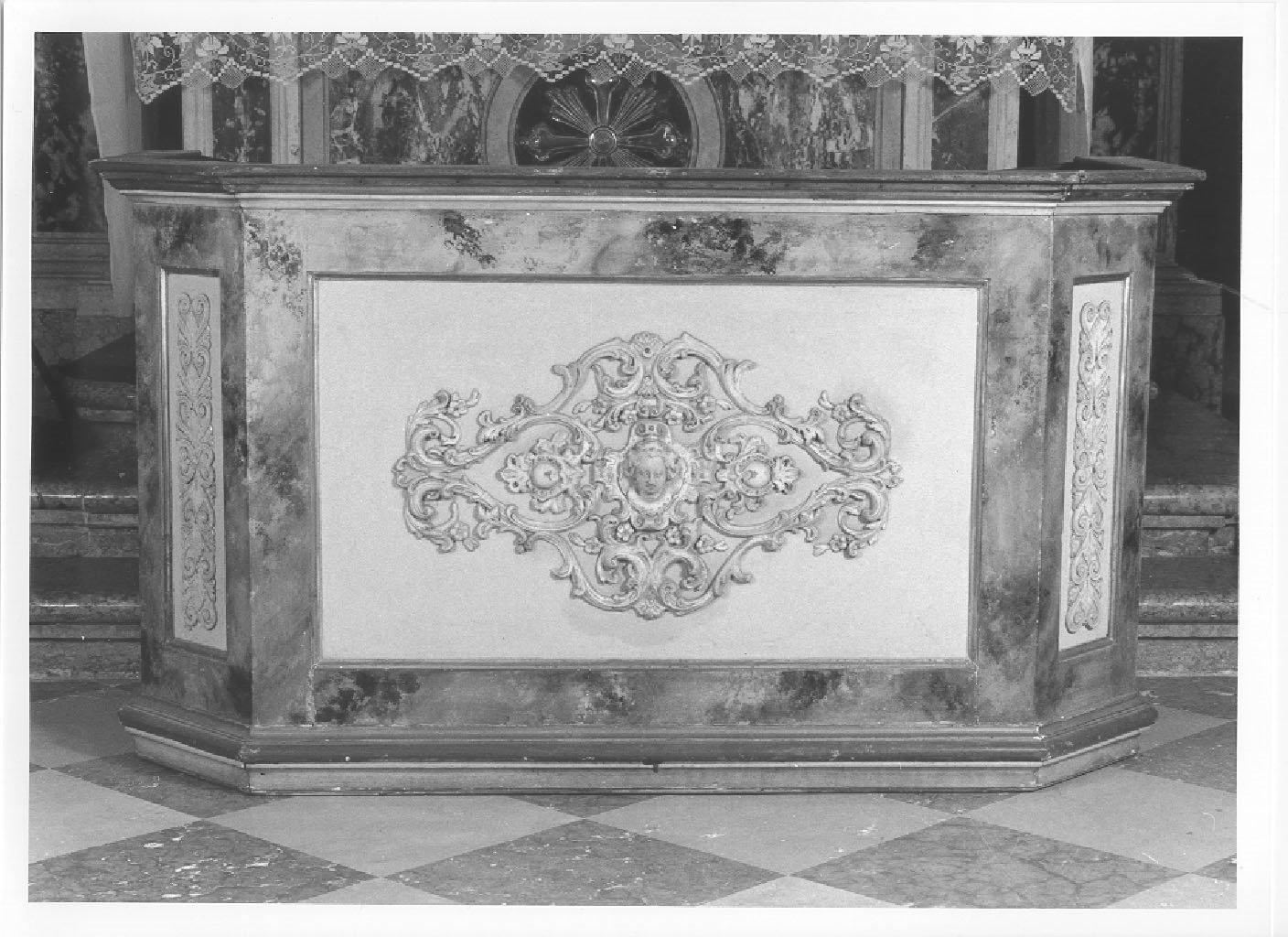 mensa d'altare, opera isolata - ambito lombardo (prima metà sec. XIX)