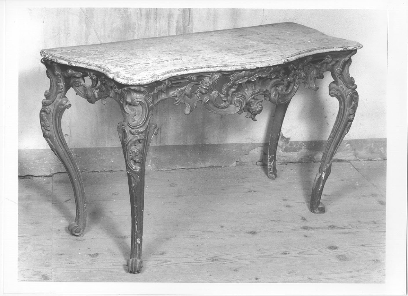 console, opera isolata - manifattura veneta (prima metà sec. XVIII)