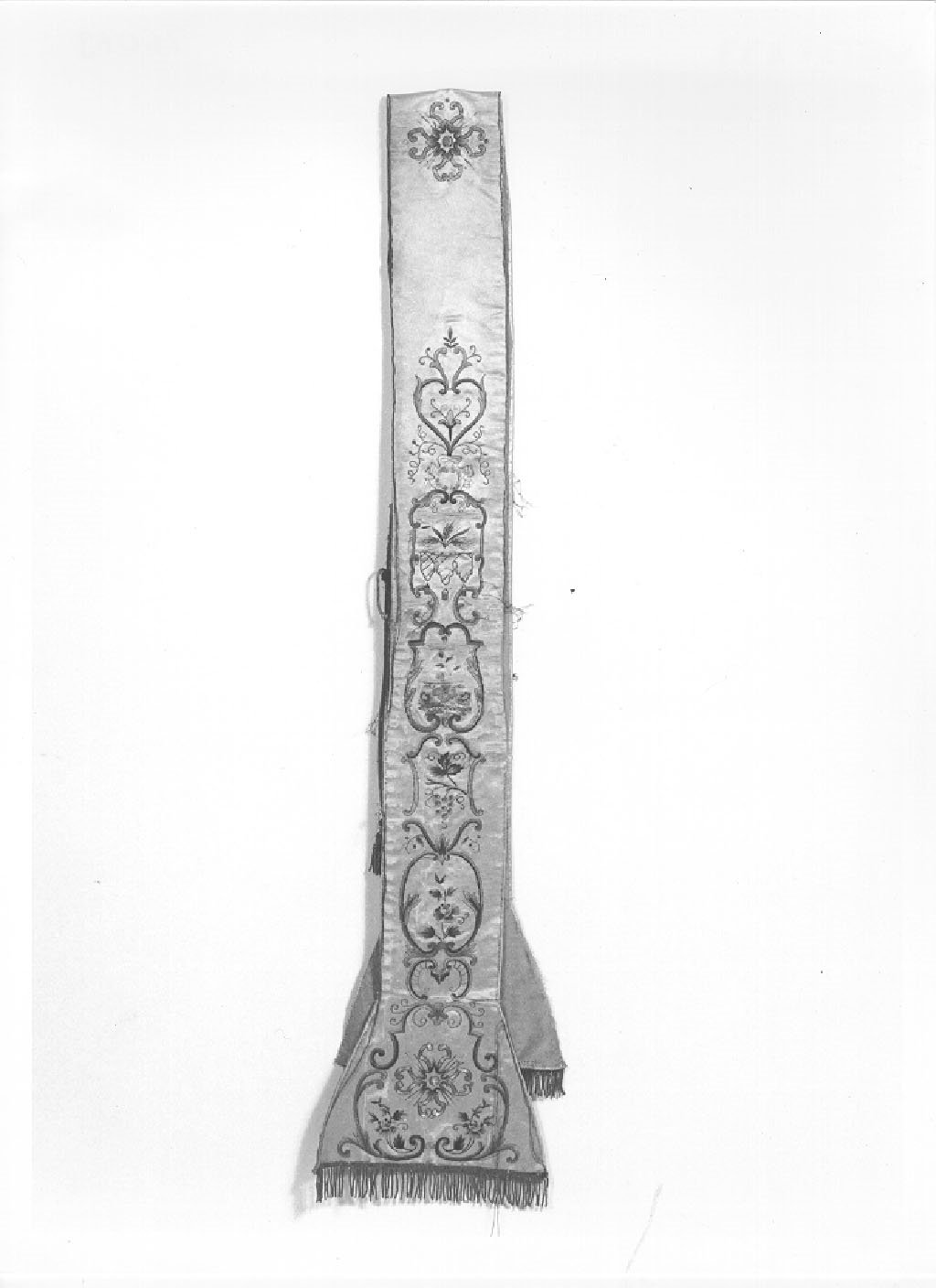 stola, opera isolata - ambito lombardo (primo quarto sec. XX)