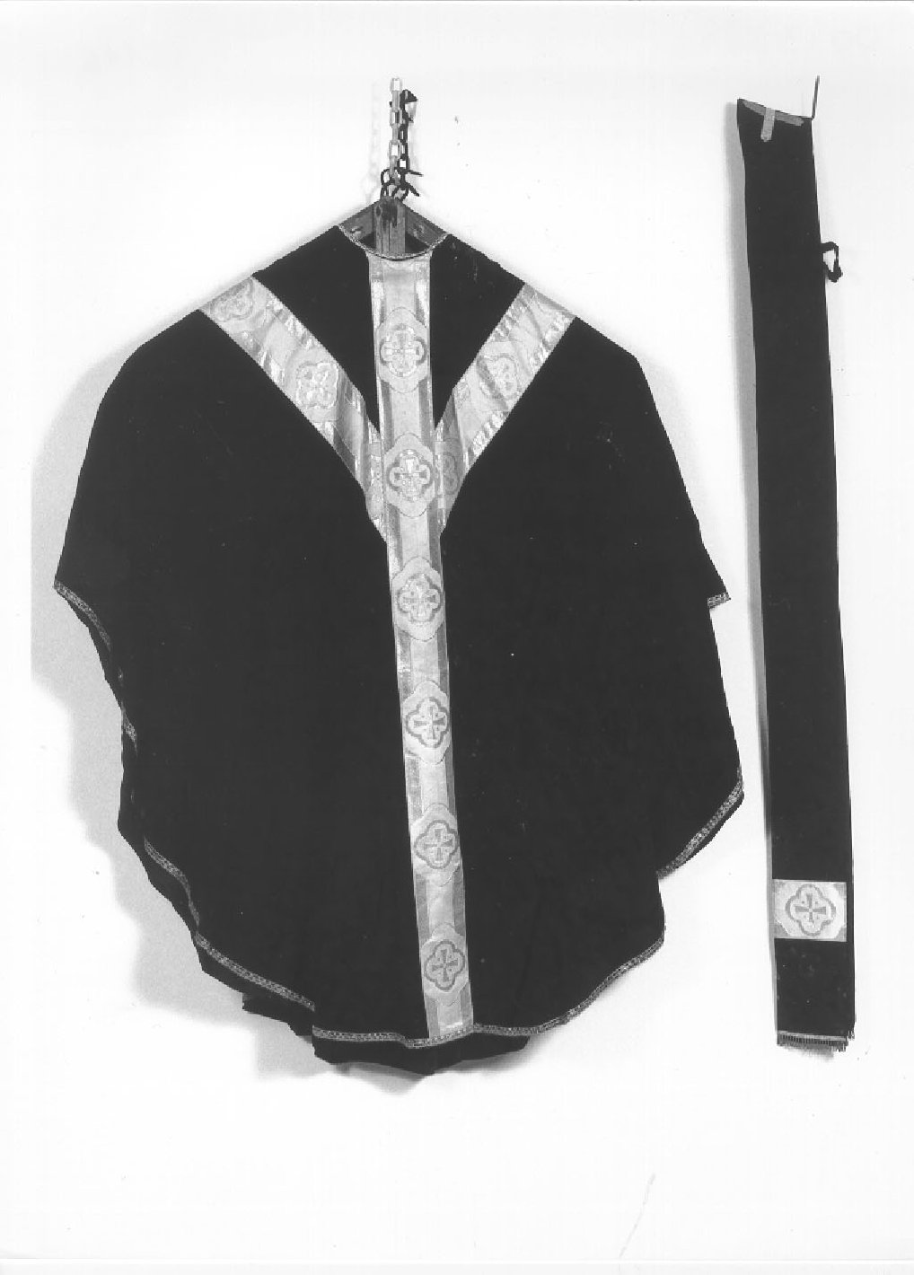 paramento liturgico, insieme - ambito lombardo (prima metà sec. XX)