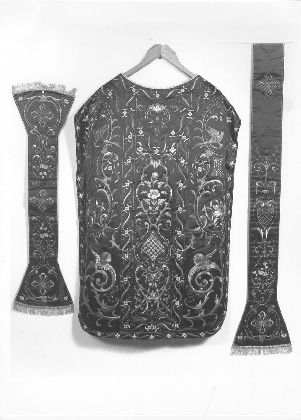 paramento liturgico, insieme - ambito lombardo (prima metà sec. XIX)