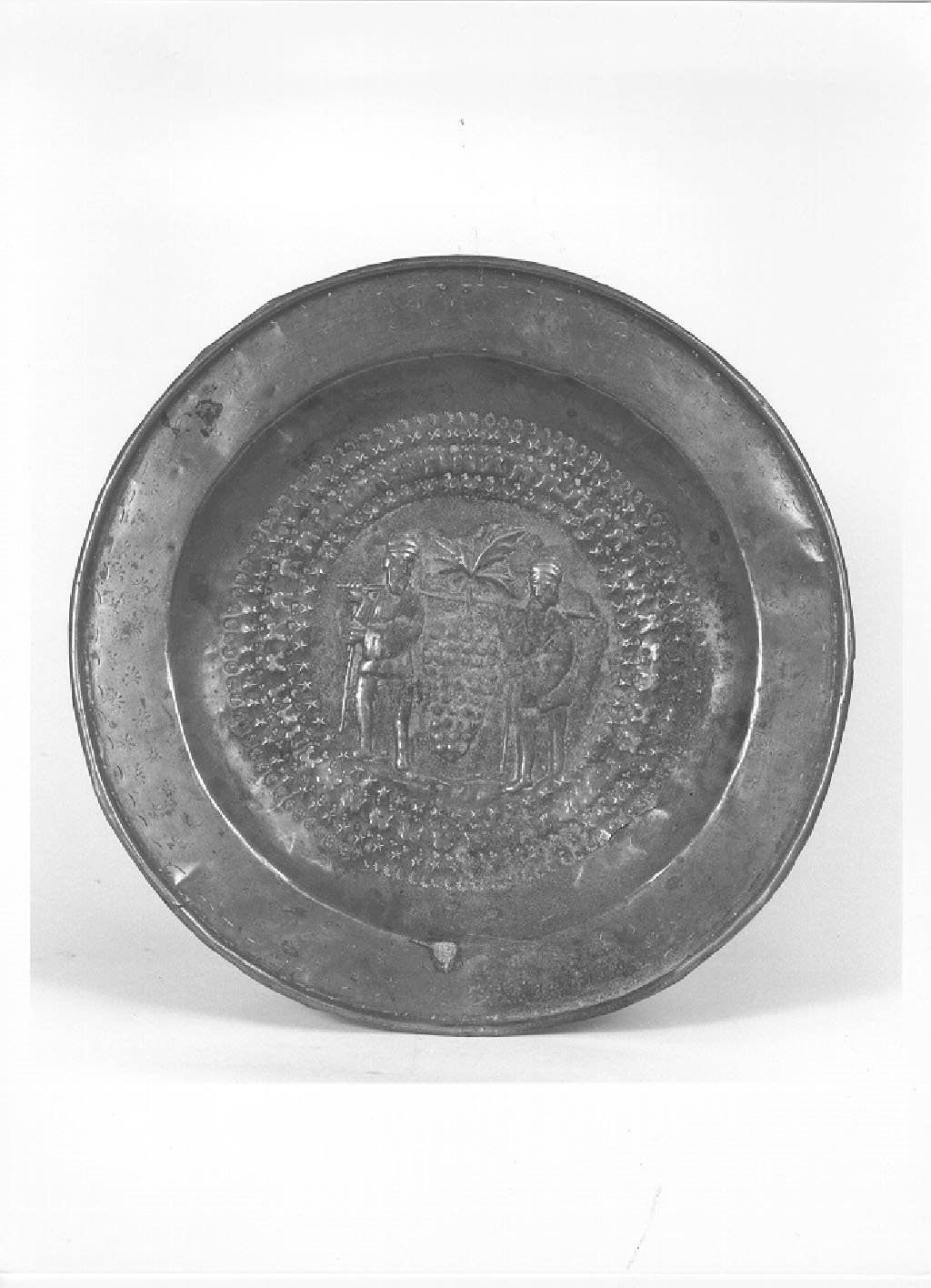 piatto per elemosine, opera isolata - ambito lombardo (metà sec. XIX)