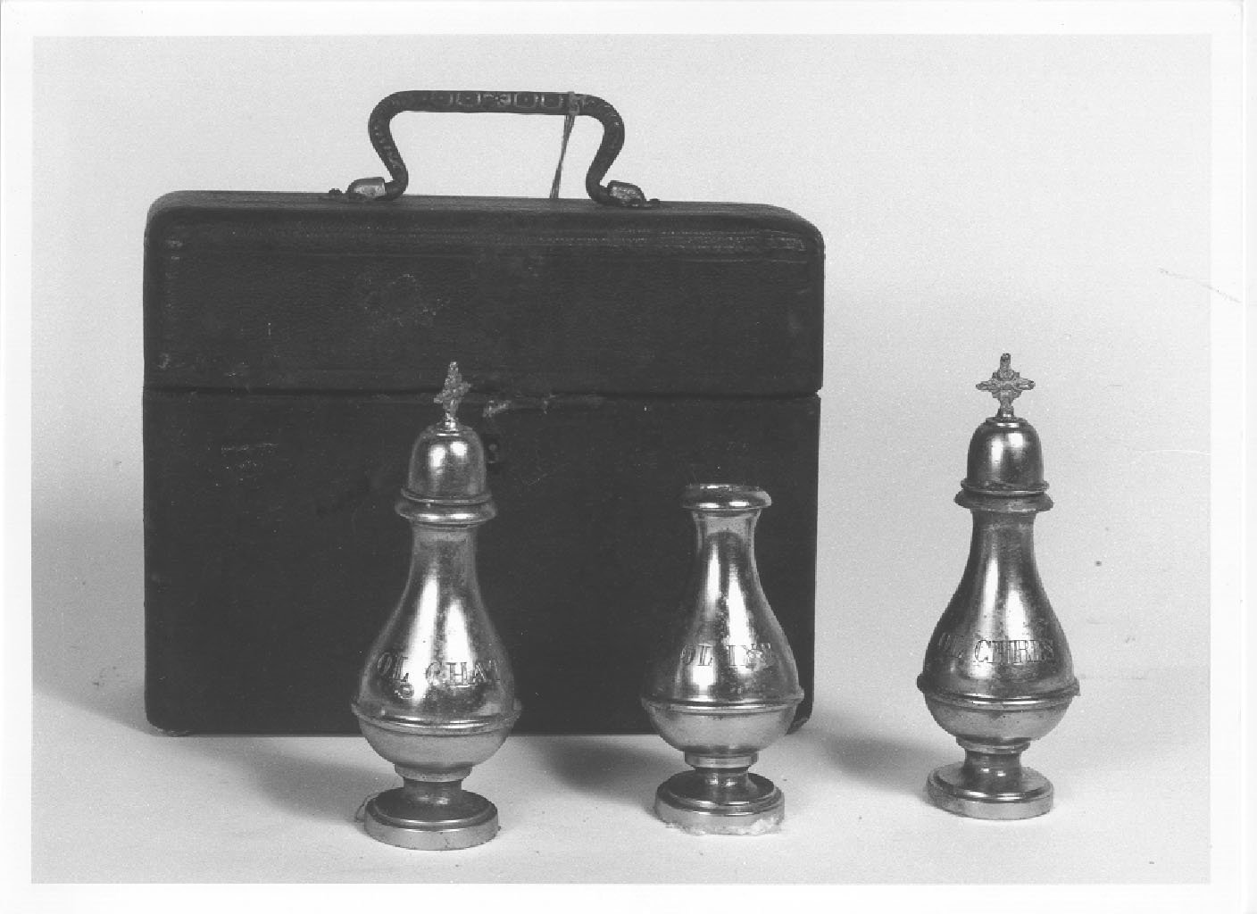 vasetti per oli santi, insieme - ambito lombardo (fine/inizio secc. XVIII/ XIX)