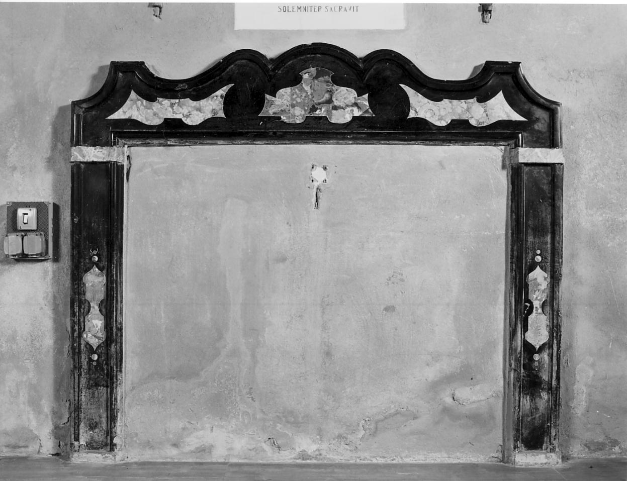 cornice, elemento d'insieme - manifattura lombarda (sec. XVIII)