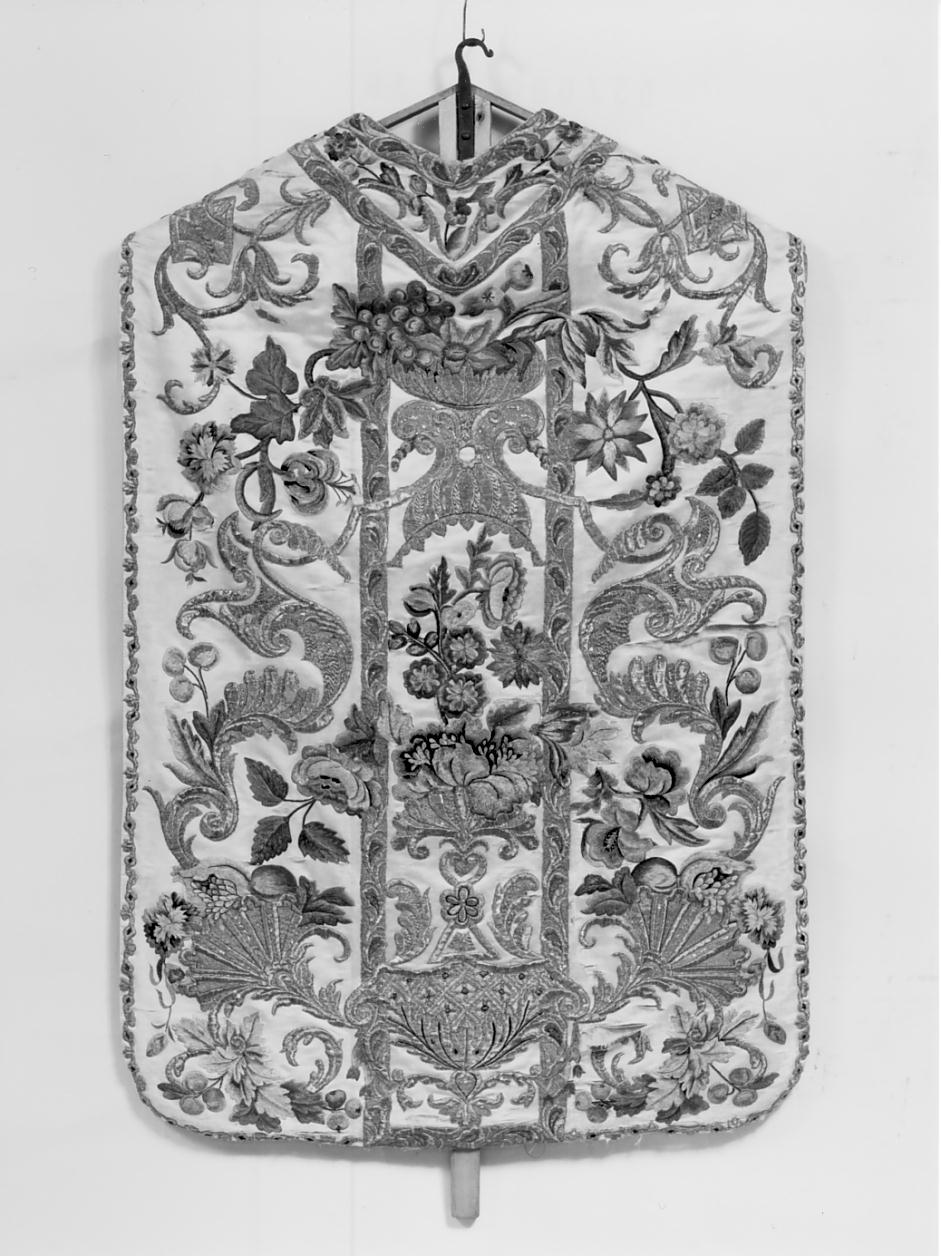 paramento liturgico, insieme - manifattura lombarda (seconda metà sec. XVIII)